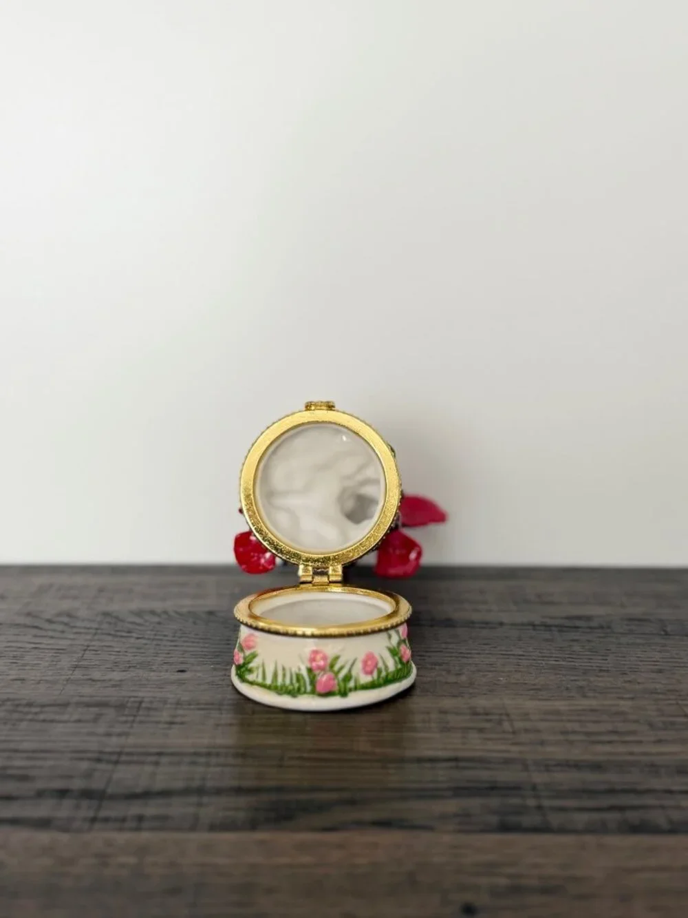 Vintage Cardinal Bird Trinket Box Porcelain Hinged Jewelry Box Cottagecore
